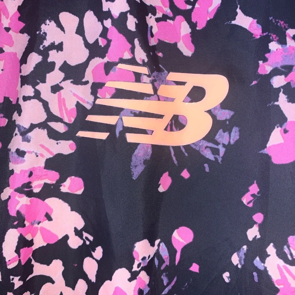 New Balance Hooded Wind Breaker Jacket
